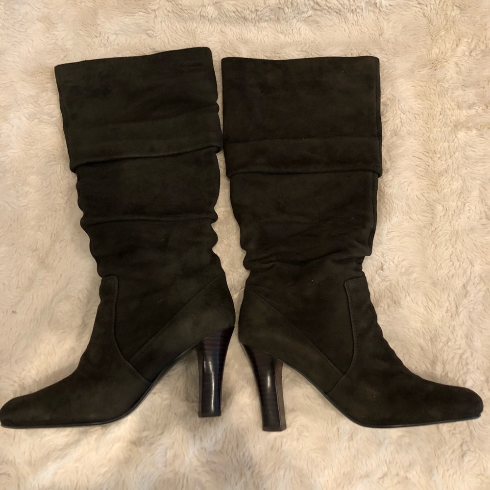 Nine West Brown Suede Boots